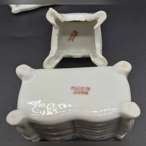 Vintage Porcelain doll furniture - Picture 3 of 6